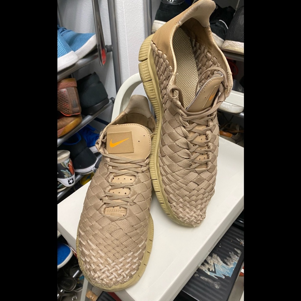 Nike Free Inevva Nova Tech Sp. Size 8.5m. Desert.